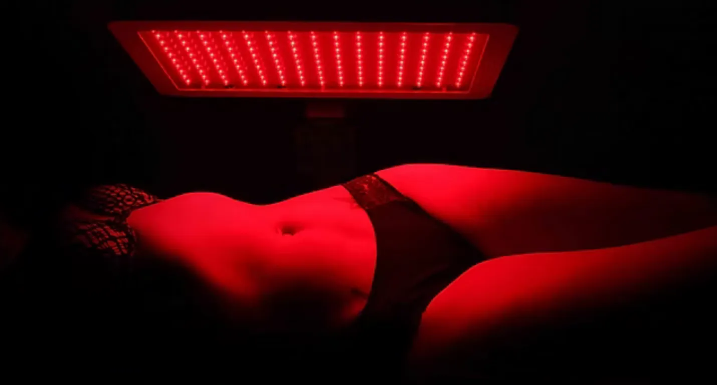 UltraSlim red light therapy body contouring session in Amarillo